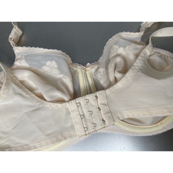 Vintage Bali Bra 40C Flower Unlined Mesh Boned Beige Peach Underwire Union - Picture 4 of 6